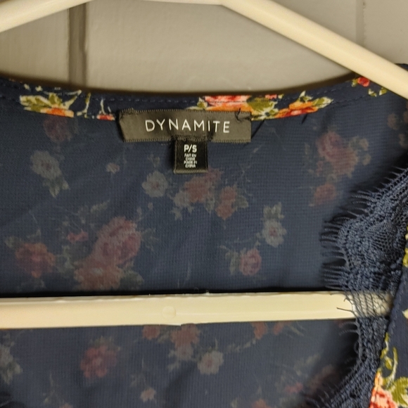 2/$30 Floral Dynamite Blouse - Picture 5 of 6